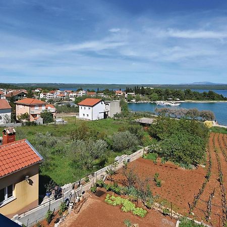 Beautiful Apartment In Raslina With Wifi Екстериор снимка