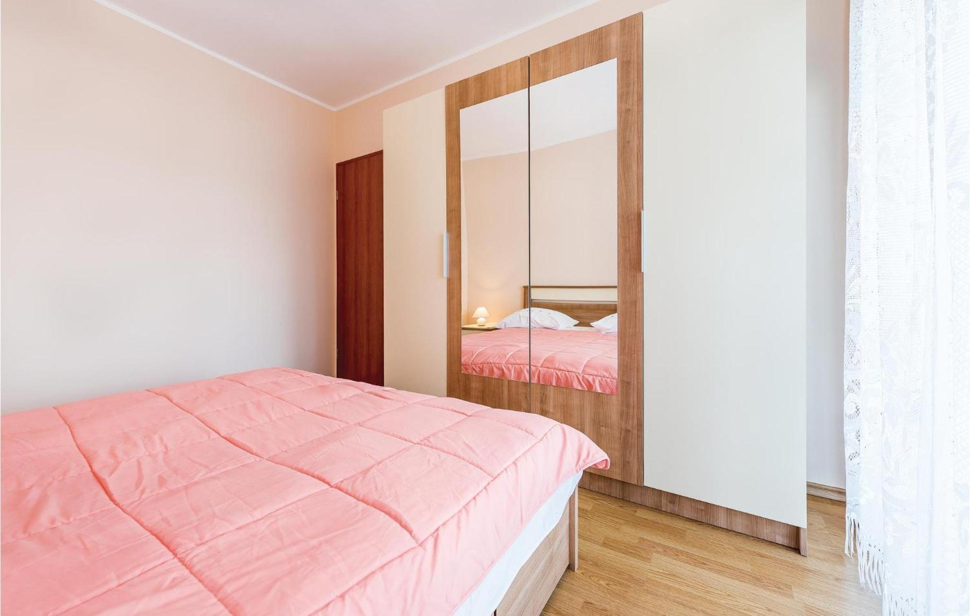 Beautiful Apartment In Raslina With Wifi Екстериор снимка